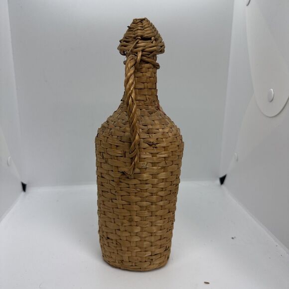Vtg 1949 Basket Weave Wicker Case Ducal Portuguese Red Lisbon Grape Wine Bottle - Picture 3 of 4